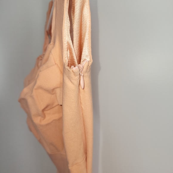 Dress V Peach Colored Cap Sleeved Dress - Picture 4 of 7